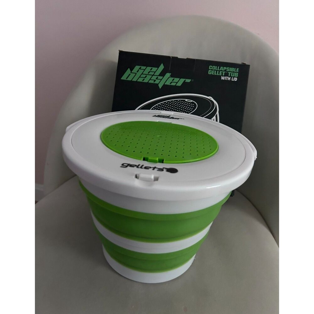 Gel Blaster Gellet Refill Bundle 45,000+ Green Glow Gellets Tub + Grenades